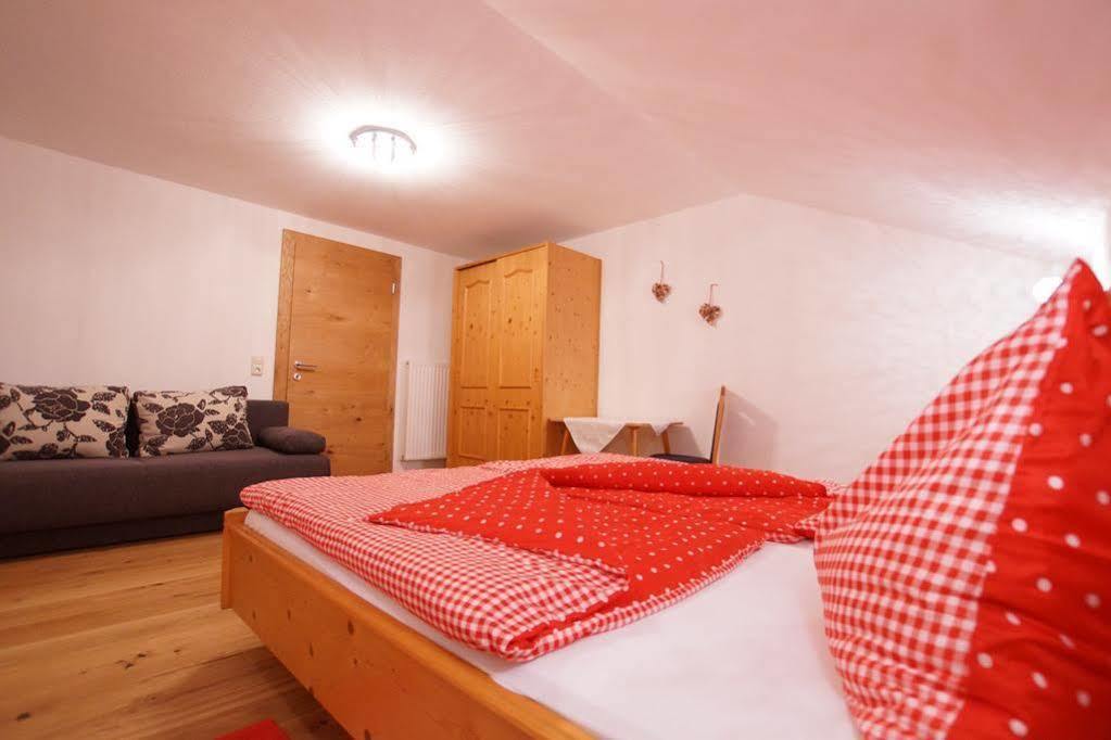 Thomanhof Chalet-Appartement Saalfelden ภายนอก รูปภาพ