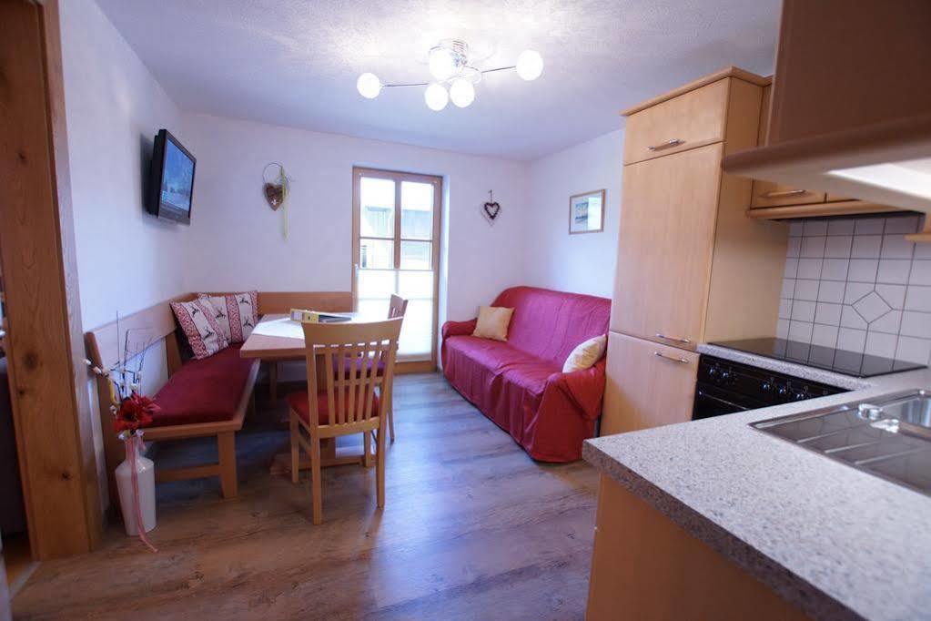 Thomanhof Chalet-Appartement Saalfelden ภายนอก รูปภาพ