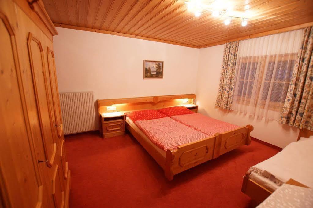 Thomanhof Chalet-Appartement Saalfelden ภายนอก รูปภาพ